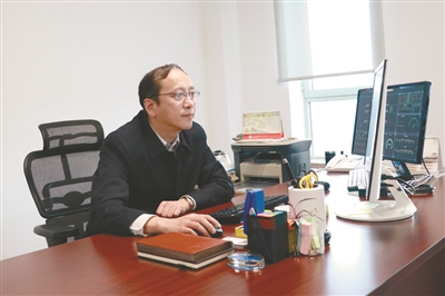 沈陽日報(bào)——徐方：以自信引領(lǐng)新松機(jī)器人后發(fā)先至